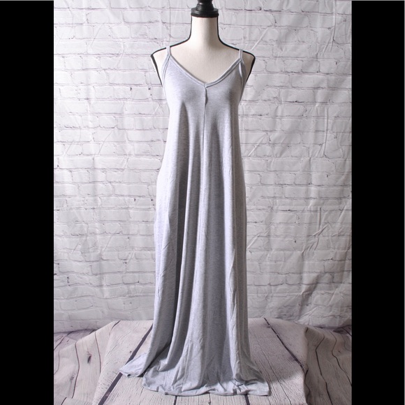 Zenana Premium  Maxi Dress W/ Pockets I have 1X, 2X maxi left 3X SOLD OUT!!! - Picture 5 of 10